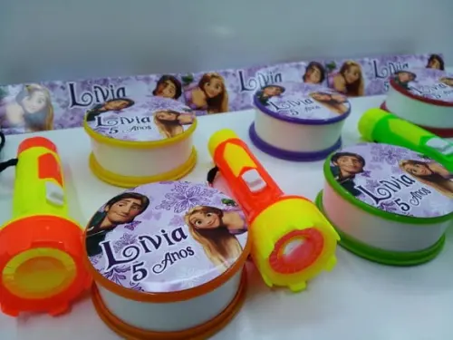 Kit Copo Retratil + Mini Lanterna Enrolados Rapunzel
