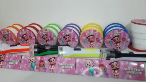 Kit Copo Retratil + Mini Lanterna Personalizado Vingadores