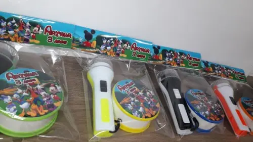 Kit Copo Retratil + Mini Lanterna Personalizado Mickey
