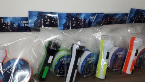 Kit Copo Retratil + Mini Lanterna Personalizado Wandinha