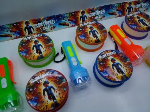Kit Copo Retratil + Mini Lanterna Roblox