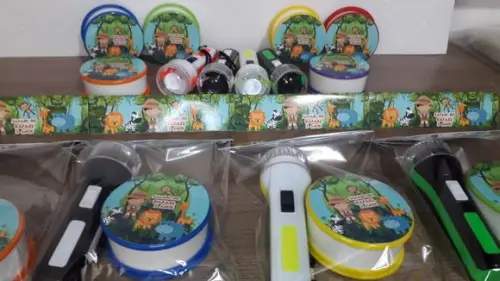 Kit Copo Retratil + Mini Lanterna Safari Baby