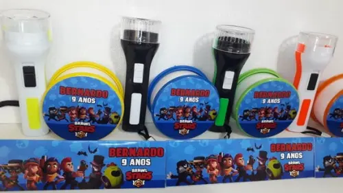 Kit Copo Retratil + Mini Lanterna Tema Brawl Stars