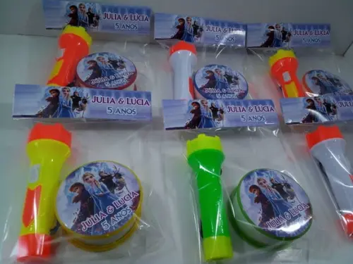 Kit Copo Retratil + Mini Lanterna Tema Frozen