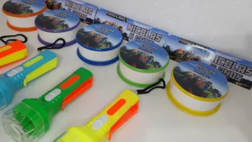Kit Copo Retratil + Mini Lanterna Tema Minecraft