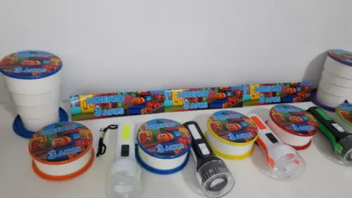 Kit Copo Retratil + Mini Lanterna Tema Trem Bob