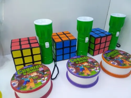 Kit Cubo Mágico + Copo Retrátil + Lanterna Tema Minecraft