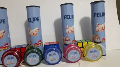 Kit Cubo Magico + Pega Vareta + Ioiô Tema Brinquedos Antigos