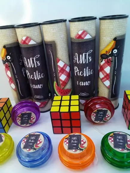 Kit Cubo Magico + Pega Vareta + Ioiô Tema Picnic
