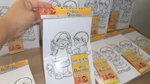 Kit de Desenhos para Colorir com Giz de Brindes para Empresa
