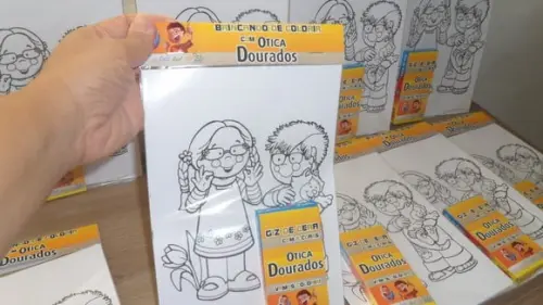Kit de Desenhos para Colorir com Giz de Brindes para Empresa