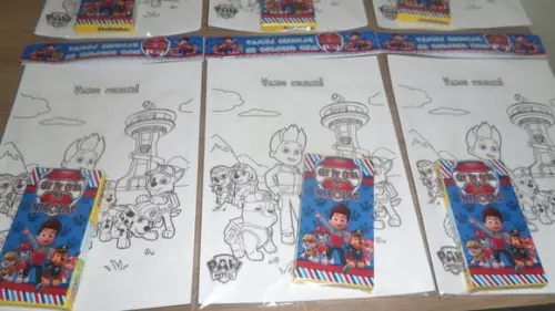 Kit de Desenhos para Colorir com Giz de Cera Patrulha Canina
