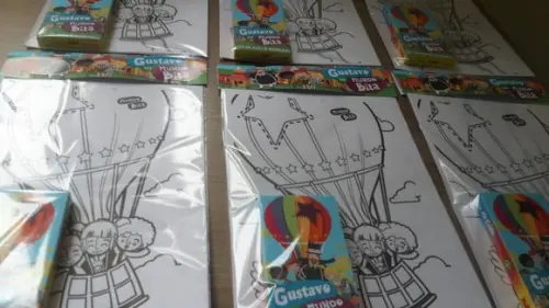 Kit de Desenhos para Colorir com Giz de Cera Mundo Bita