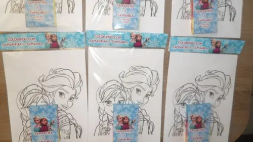 Kit de Desenhos para Colorir com Giz de Cera Tema Frozen