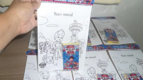 Kit de Desenhos para Colorir com Giz de Cera Patrulha Canina