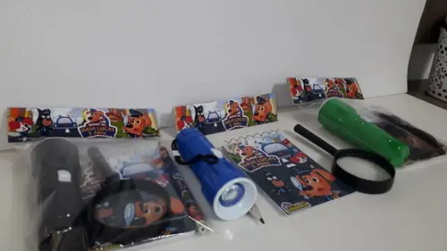 Kit Detetive Labrador Bloquinho+mini Lápis+lanterna+lupa