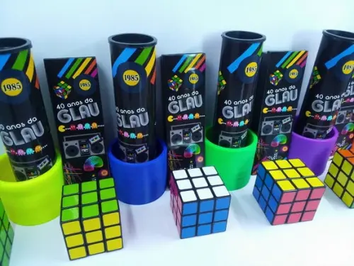 Kit Dominó + Pega Varetas + Mola Maluca + Cubo Tema Anos 80
