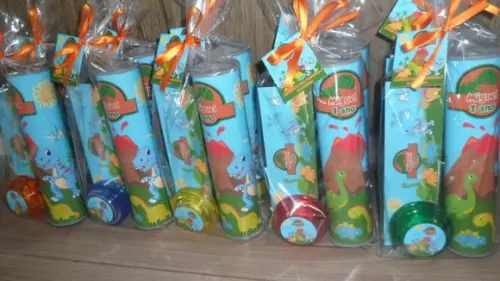Kit Domino + Pega Varetas+ Ioio Personalizado Dinossauro
