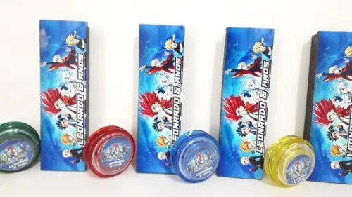 Kit Domino e Ioio Personalizado Tema Beyblade