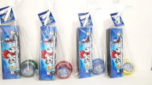 Kit Domino e Ioio Personalizado Tema Beyblade