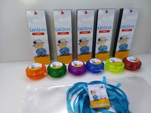 Kit Domino e Ioio Personalizado Tema Menino Maluquinho