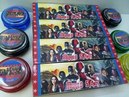Kit Domino e Ioio Personalizado Tema Vingadores