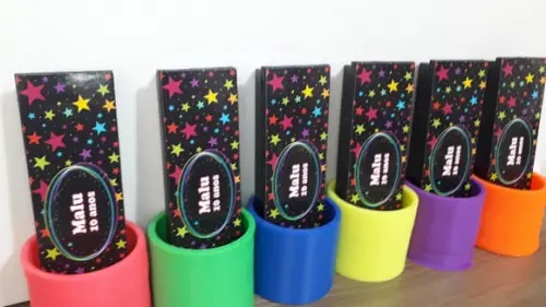 Kit Dominó e Mola Maluca Tema Neon