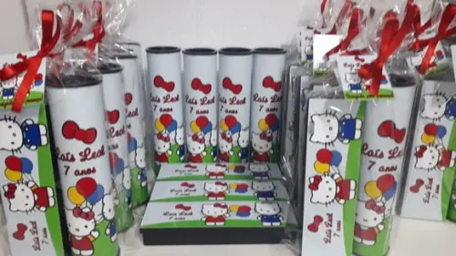 Kit Domino e Pega Varetas Hello Kitty e Sua Turma