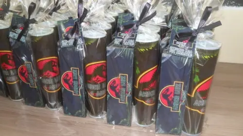 Kit Domino e Pega Varetas Jurassic Park