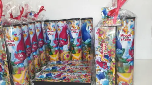 Kit Domino e Pega Varetas Personalizado Trolls