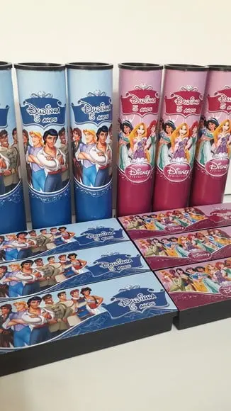 Kit Domino e Pega Varetas Tema Principes e Princesas