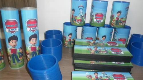Kit Domino+cofre+pega Varetas +mola Patrulha Canina