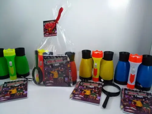 Kit Dpa Binóculo + Bloquinho + Mini Lápis + Lanterna + Lupa