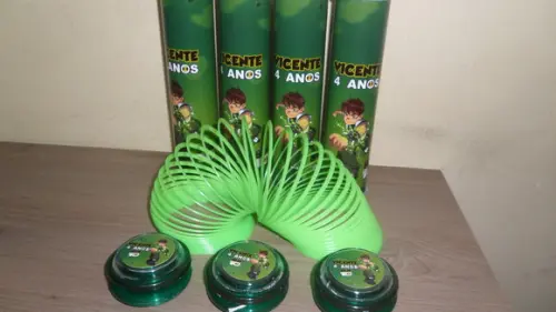 Kit Domino+ioiô+pega Varetas +mola Patrulha Canina