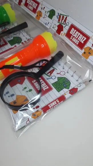Kit Dpa Bloquinho + Mini Lápis + Lanterna + Lupa