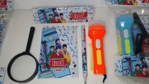 Kit Dpa Bloquinho + Mini Lápis + Lanterna + Lupa