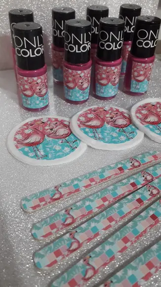 Kit Esmalte + Lixa + Algodão Redobdo Tema Flamingo