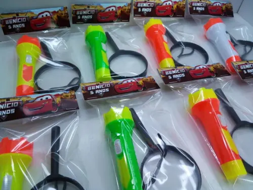 Kit Lanterna e Lupa Tema Carros Disney