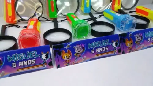 Kit Lanterna e Lupa Tema Mistérios Animais