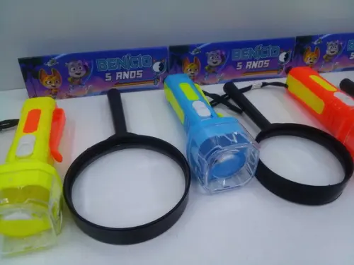 Kit Lanterna e Lupa Tema Mistérios Animais