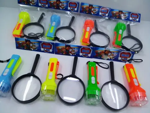 Kit Lanterna e Lupa Tema Patrulha Canina