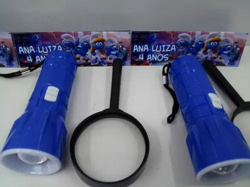 Kit Lanterna e Lupa Tema Smurfs