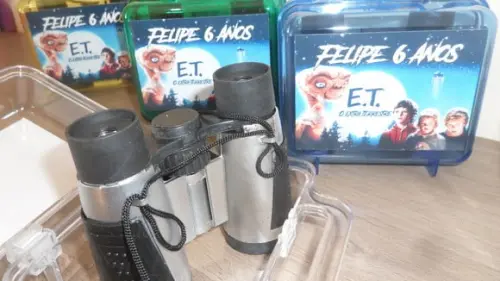 Kit Maletinha + Binoculo Prata Tem Et o Filme