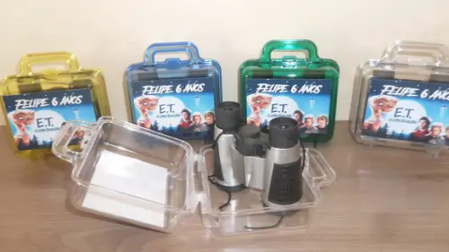 Kit Maletinha + Binoculo Prata Tem Et o Filme