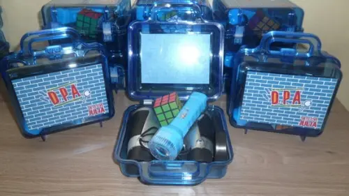 Kit Maletinha + Mini Cubo + Binóculo + Lanterna Detetive