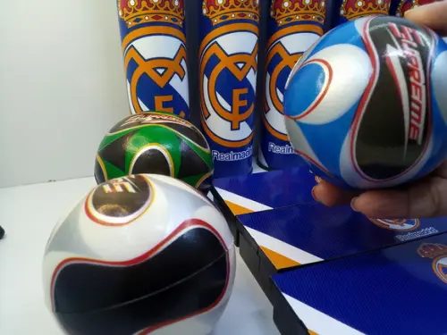 Kit Pega Vareta + Mini Bola + Dominó Futebol Real Madrid