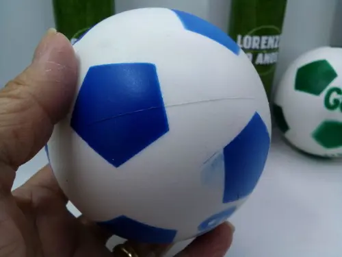 Kit Pega Vareta + Mini Bola Tipo Dente de Leite Tema Futebol