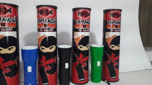 Kit Pega Vareta e Mini Lanterna + Saquinho Tag e Fita Ninja