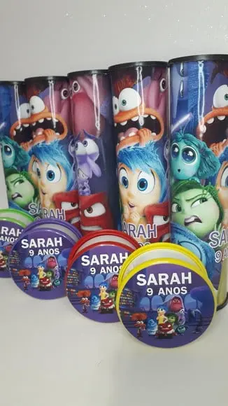 Kit Pega Varetas e Copo Retratil Tema Divertida Mente