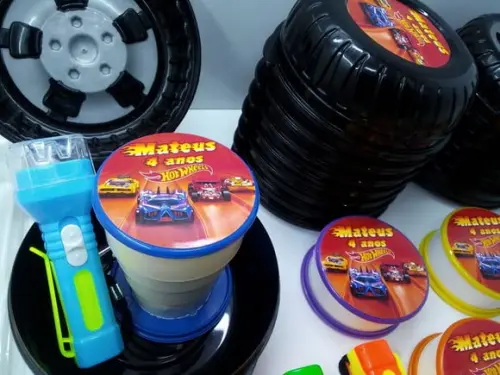 Kit Pote Roda + Copo Retratil + Lanterna Hot Wheels